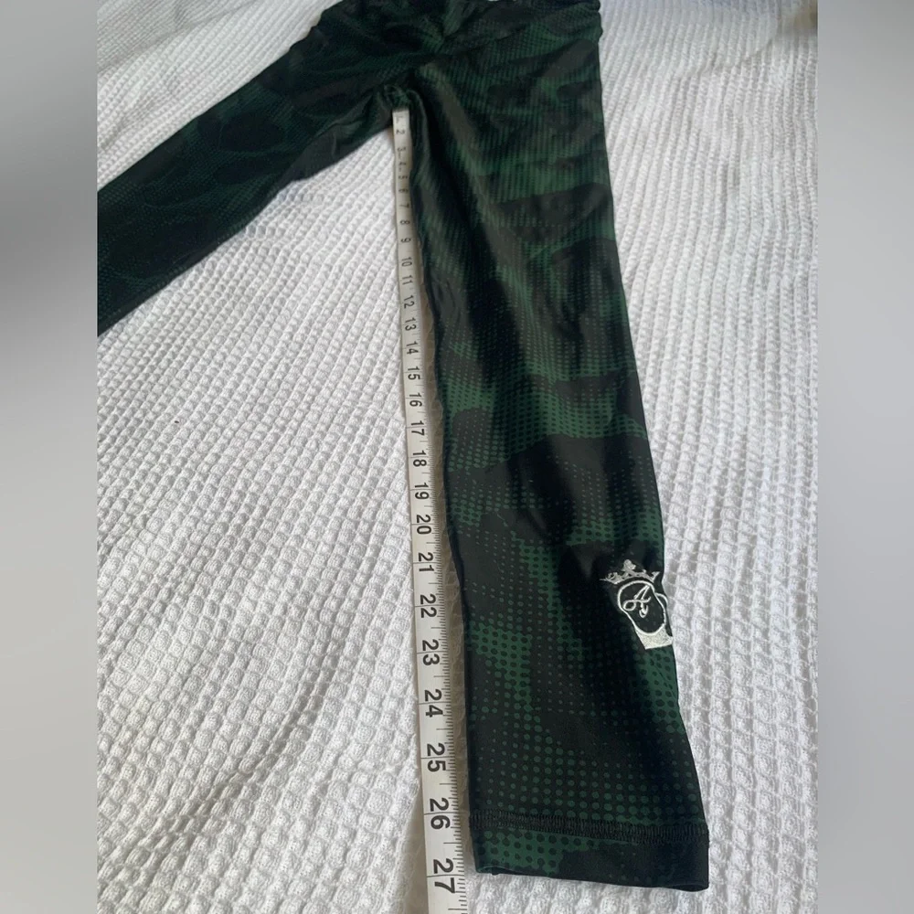 BootyQueen Apparel Women’s Green Black Dotted Camo Workout Gym Leggings - Size L